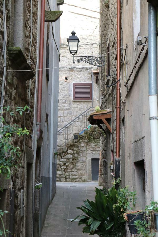 Sospesi Nel Borgo วิตอร์คิอาโน ภายนอก รูปภาพ
